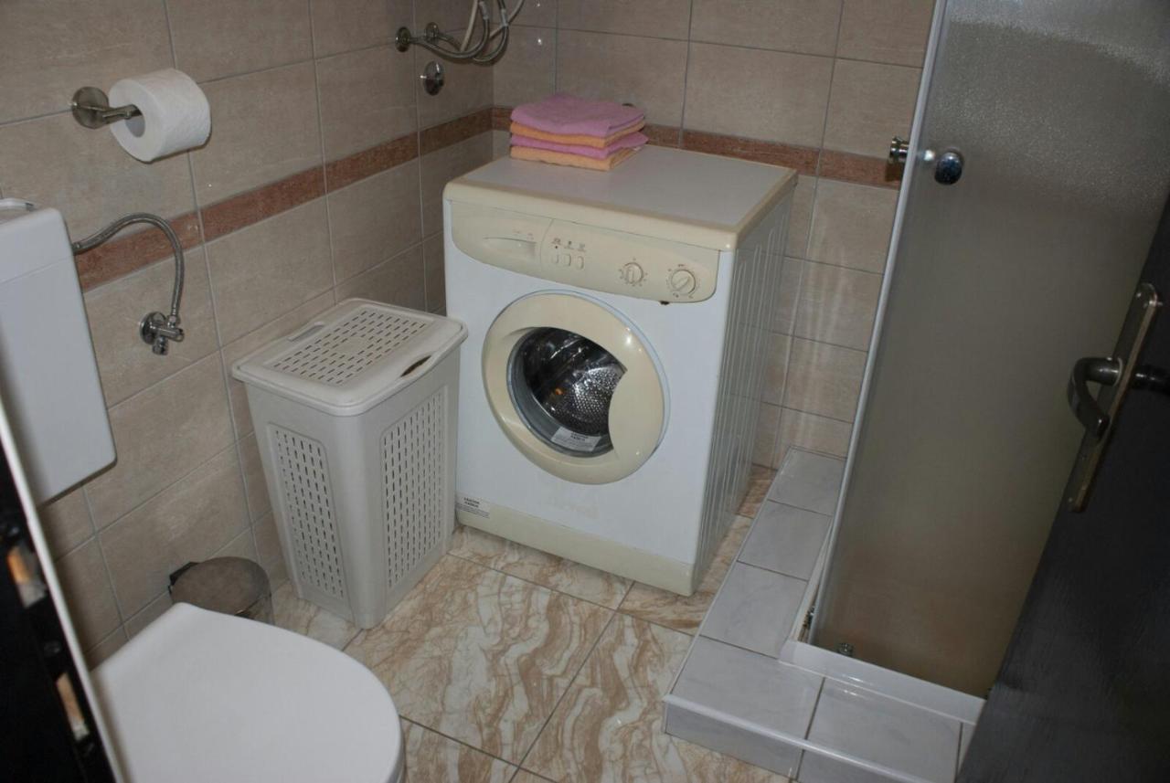 Villa Kuca Za Odmor 6N à Gornje Jesenje Extérieur photo
