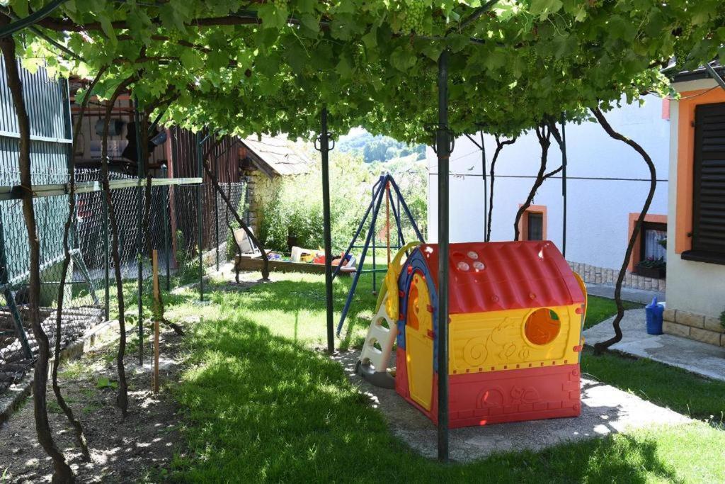 Villa Kuca Za Odmor 6N à Gornje Jesenje Extérieur photo